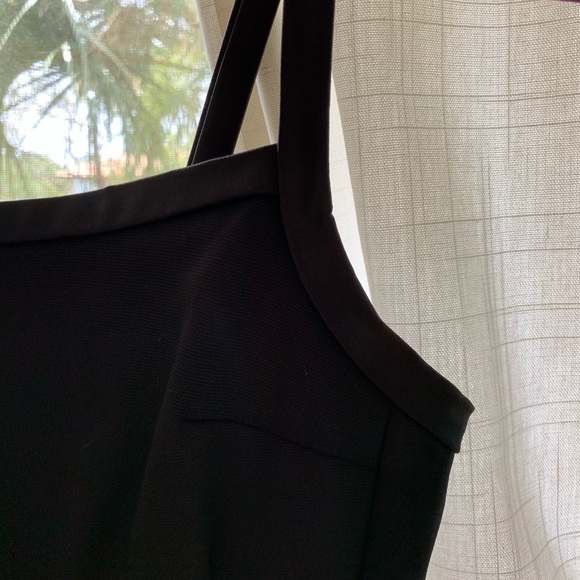 black simple bebe dress - Picture 2 of 3